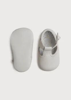 T-bars | T-bar Shoes | Pepa London T-Bar Leather Pram Shoes in Ivory (17-20EU)